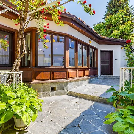 게스트하우스 The House With The Piano *